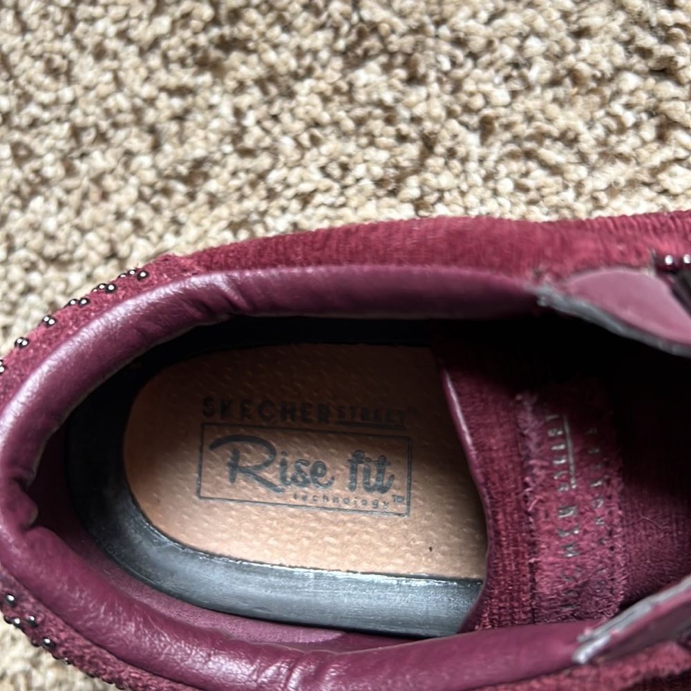 Almost new Sketches low tennis shoes - Picture 6 of 7